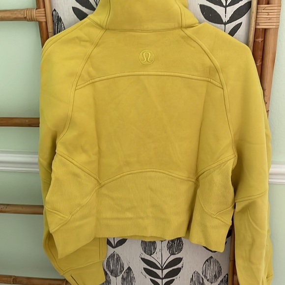 NWT LULULEMON SCUBA 1/2 ZIP OVERSIZED JACKET SOLEIL YELLOW SIZE XS/SMALL - Picture 4 of 5